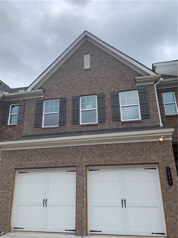 1242 Foxcroft Lane - Photo 1