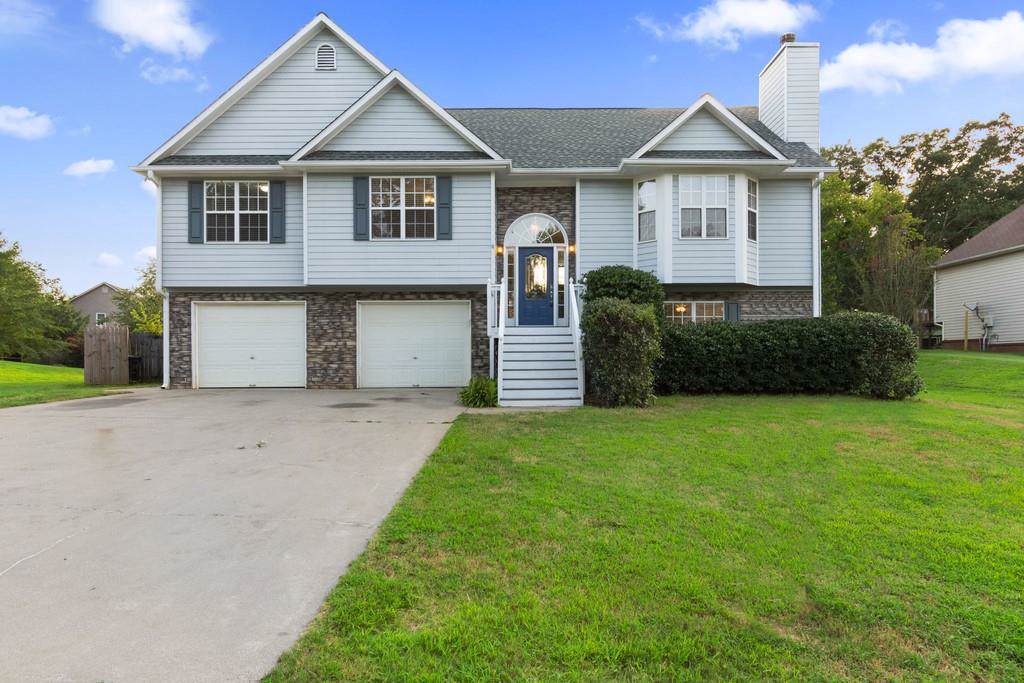 32 Meadowbridge Drive - Photo 1