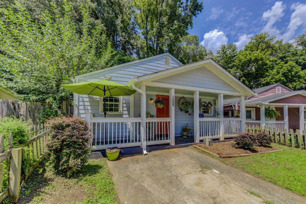 1039 Grant Way - Photo 1