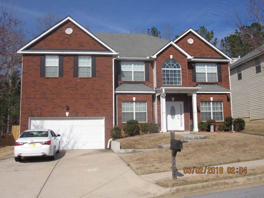 228 Somerset Drive - Photo 1