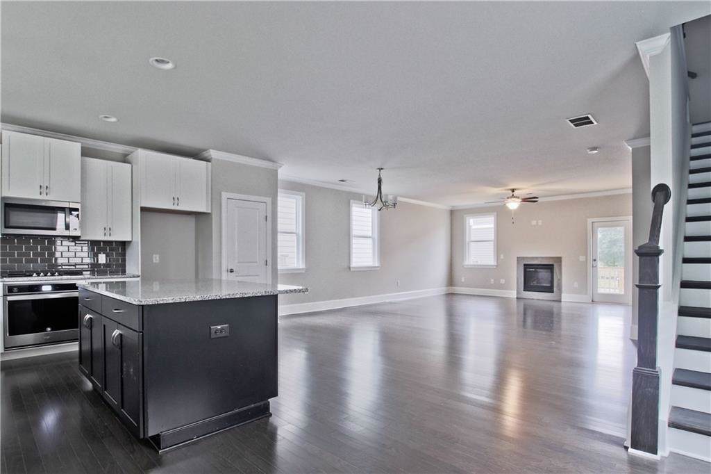 305 Southpark Lane - Photo 1