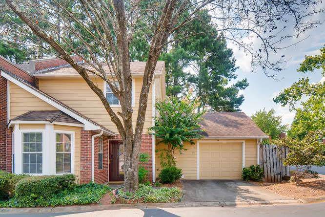 101 Johnson Court - Photo 1