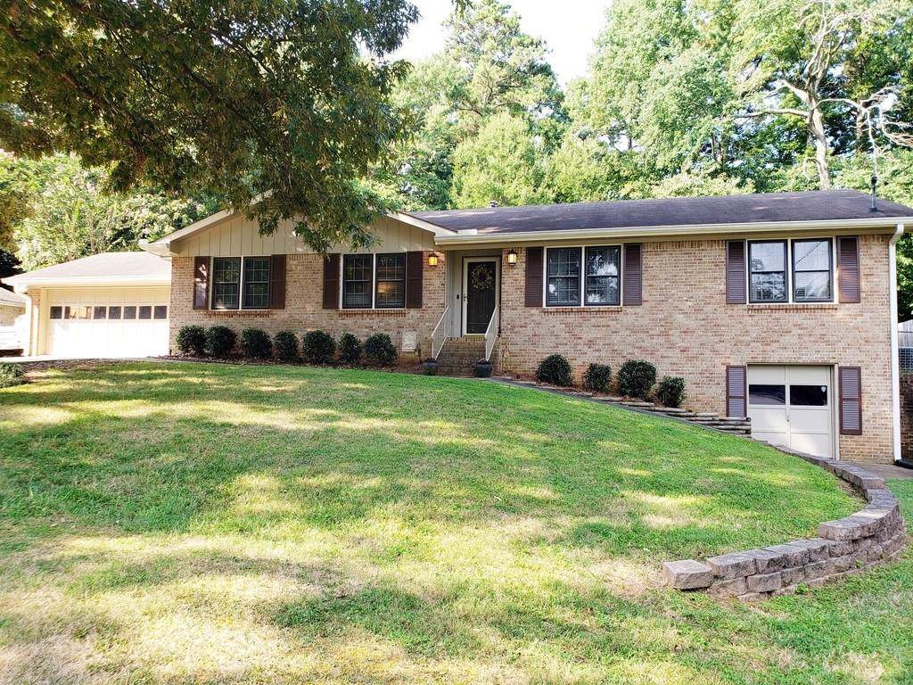 529 Rollingwood Drive - Photo 1