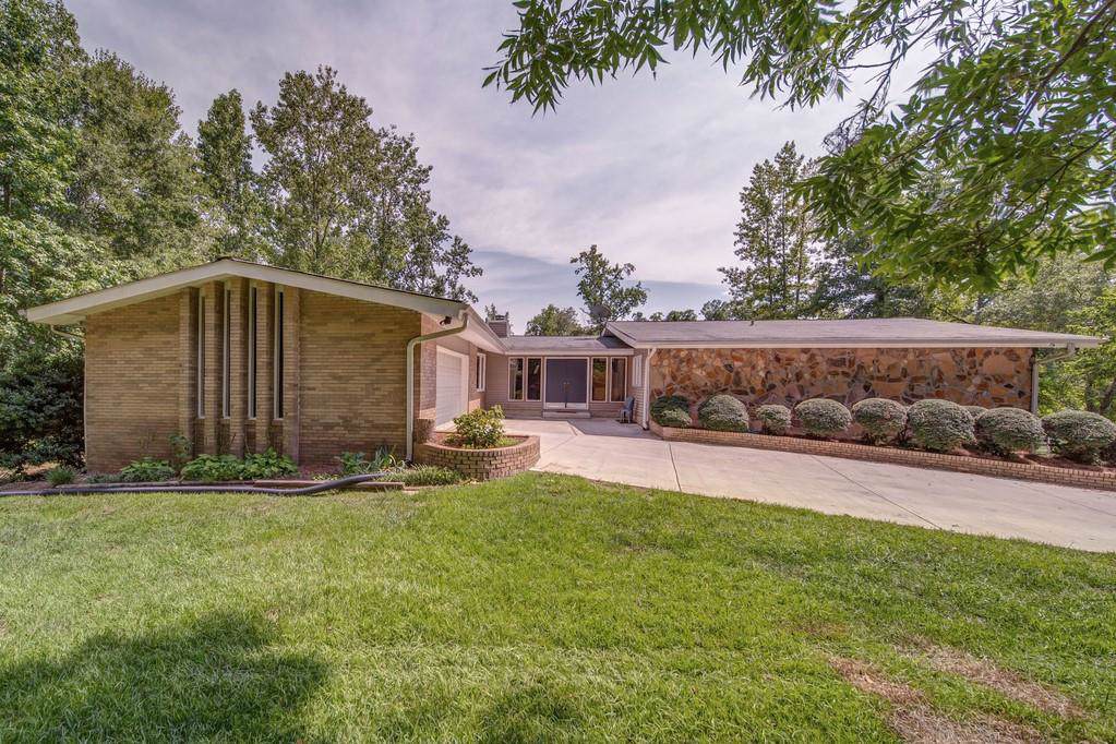 5545 Moon Road - Photo 1