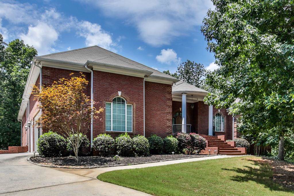 19 Saint Andrews Drive - Photo 1