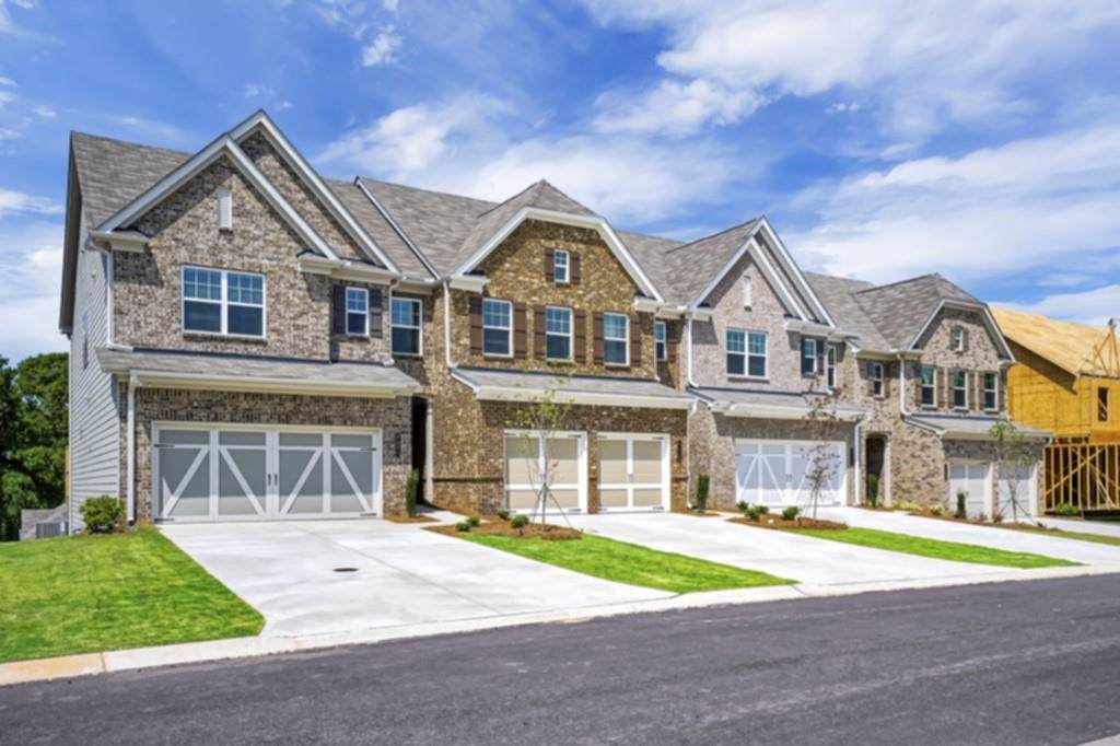 7155 Heritage Oak Court - Photo 1