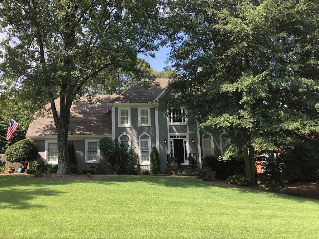 577 Delphinium Boulevard - Photo 1