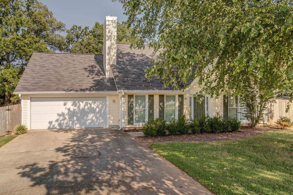 225 Winwood Way - Photo 1