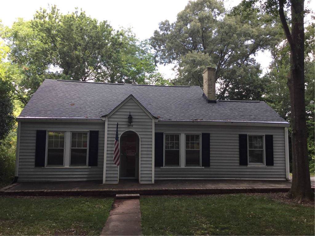 2910 Washington Street - Photo 1