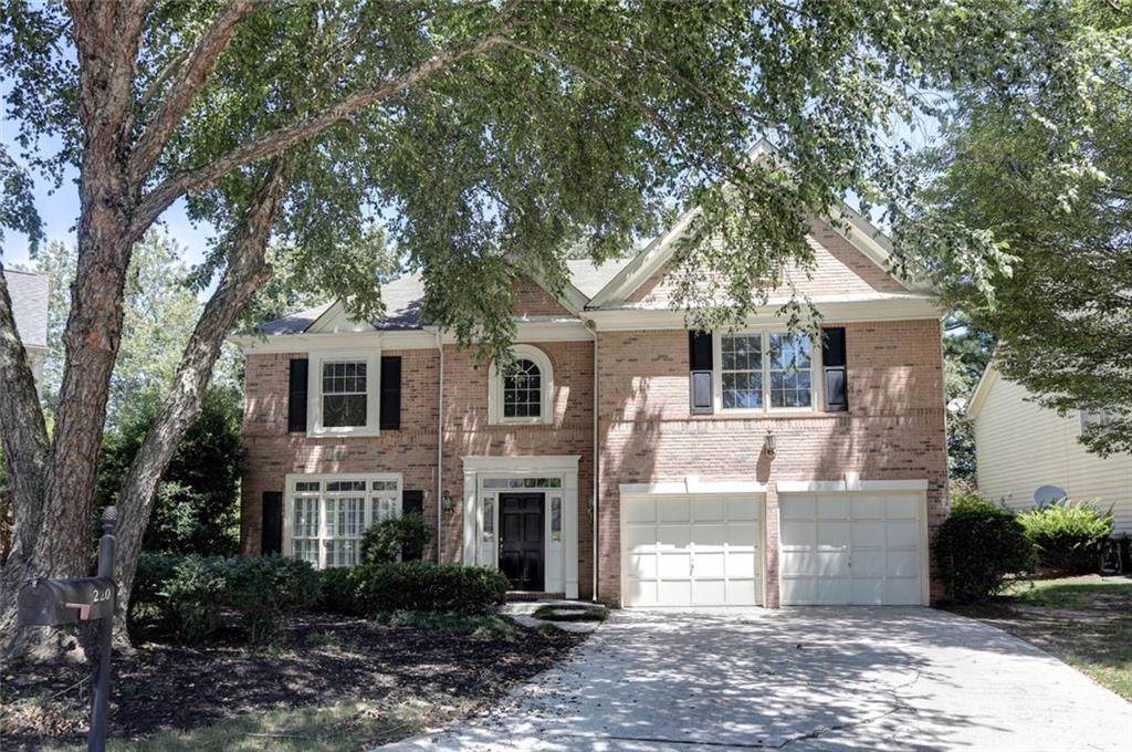 220 Glenridge Close Circle - Photo 1