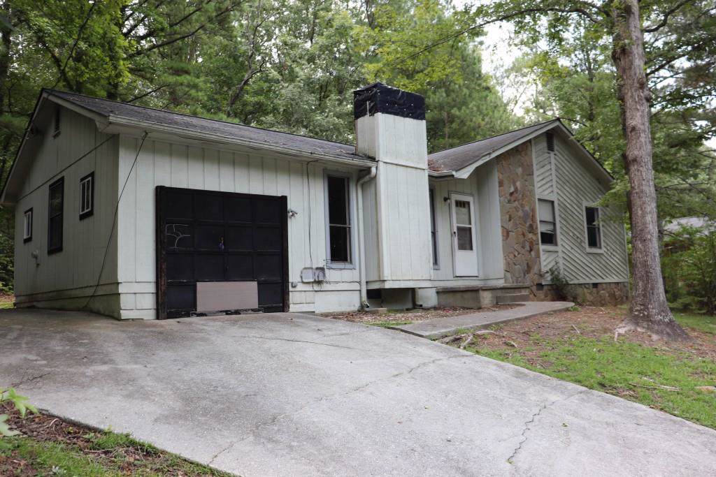 3963 Ferncliff Road - Photo 1