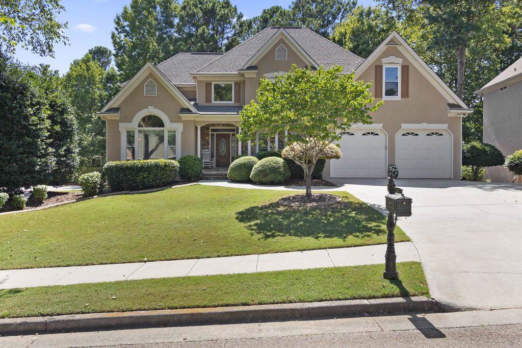 1047 Towne Lake Hills - Photo 1