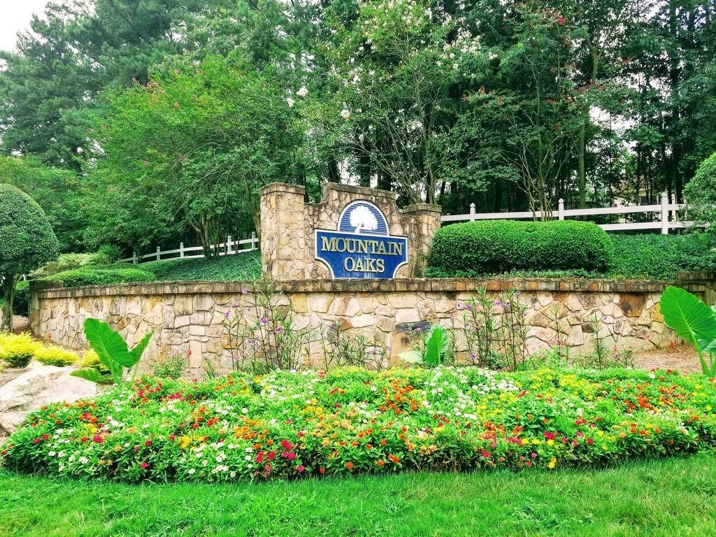 470 Mountain Oaks Parkway - Photo 1