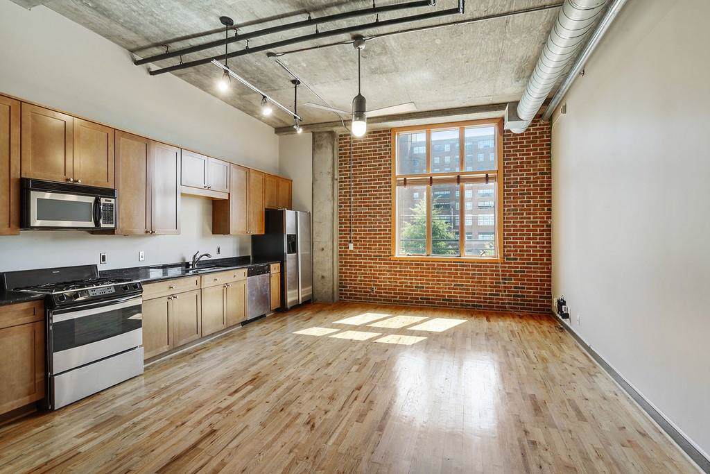 660 Glen Iris Drive - Photo 1