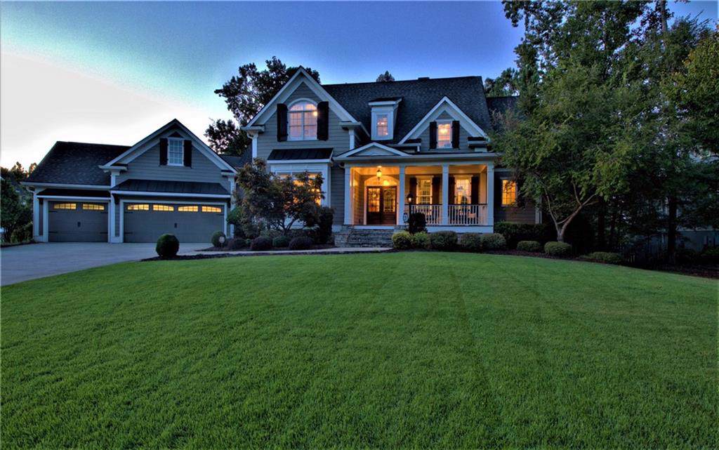 215 Highgrove Dr - Photo 1
