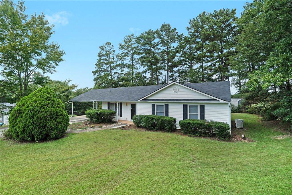 303 Chimney Trace Drive - Photo 1