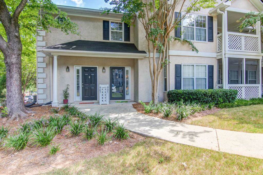 907 Peachtree Forest Terrace - Photo 1