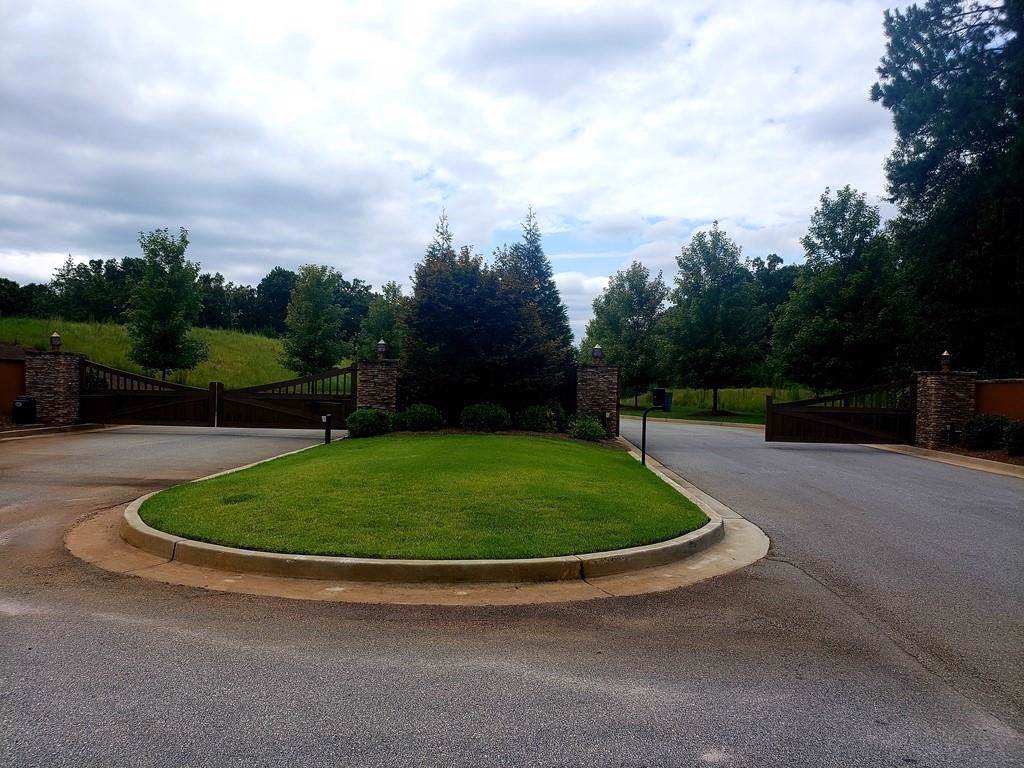 1231 Spinnaker Road - Photo 1