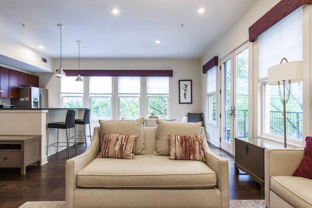 925 Garrett Street - Photo 1