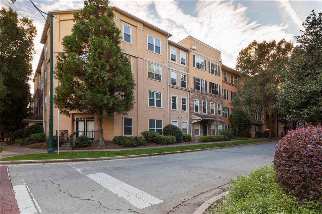 10 Perimeter Summit Boulevard - Photo 1
