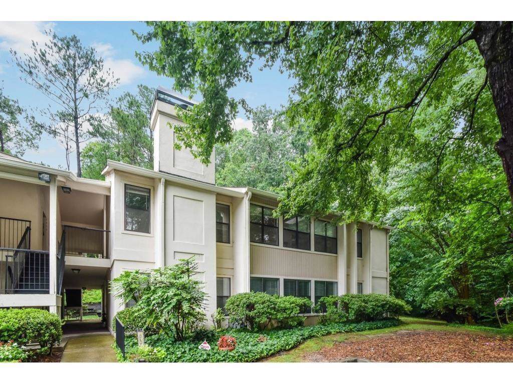 1611 Huntingdon Chase - Photo 1