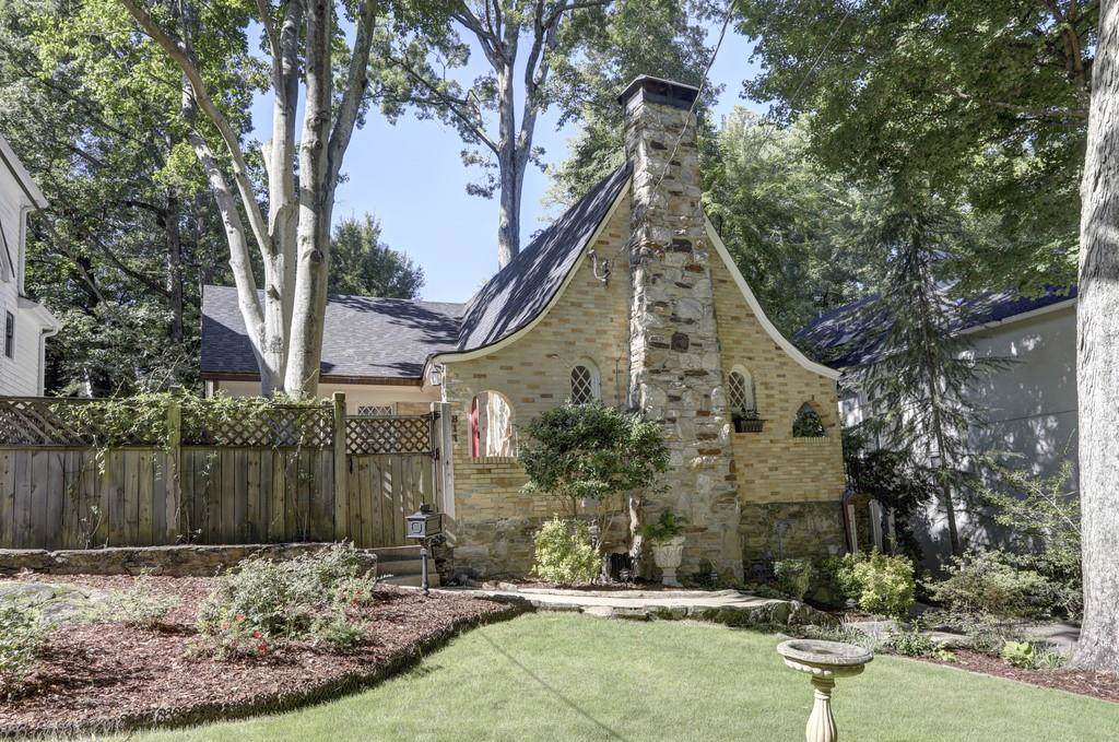 811 Brookridge Drive - Photo 1