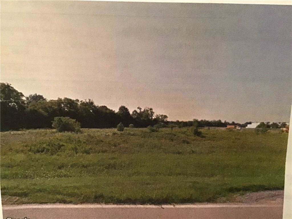 7516 N.E Industrial Boulevard - Photo 1