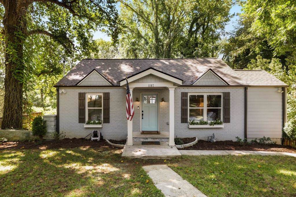 1197 Beechview Drive - Photo 1