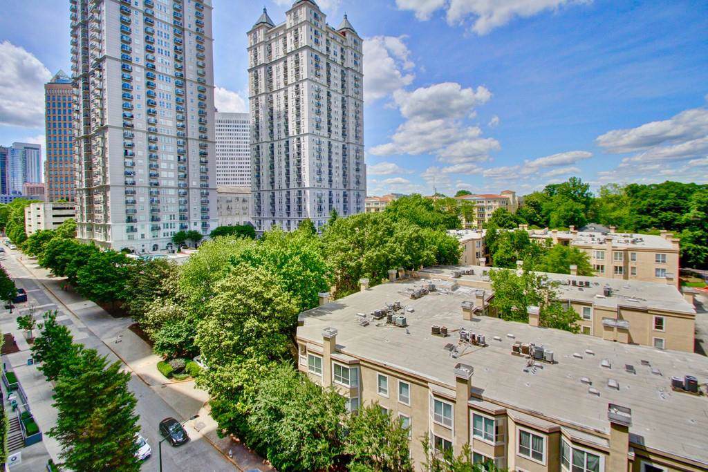 275 13th Street - Photo 1