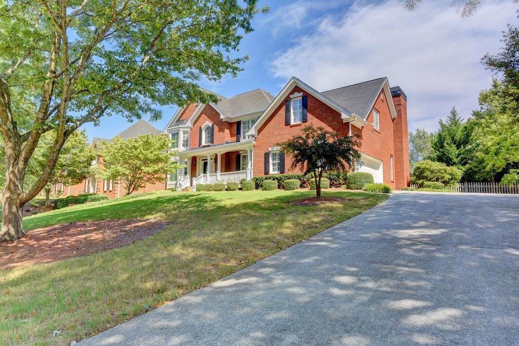 1548 Greensboro Way - Photo 1