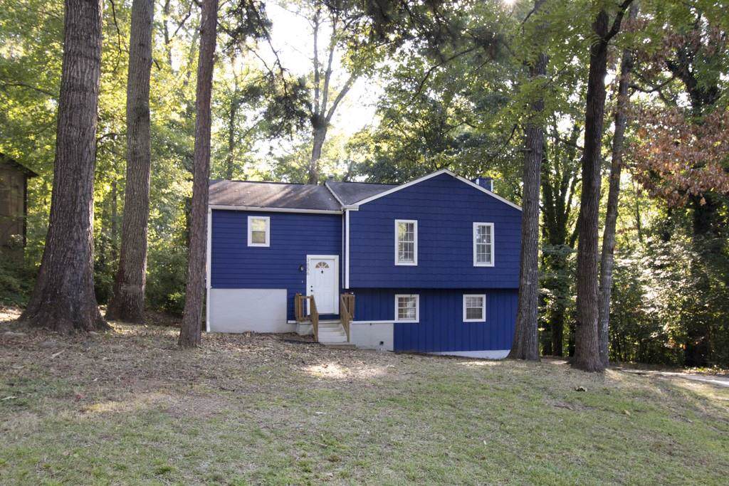 3856 Radcliffe Boulevard - Photo 1