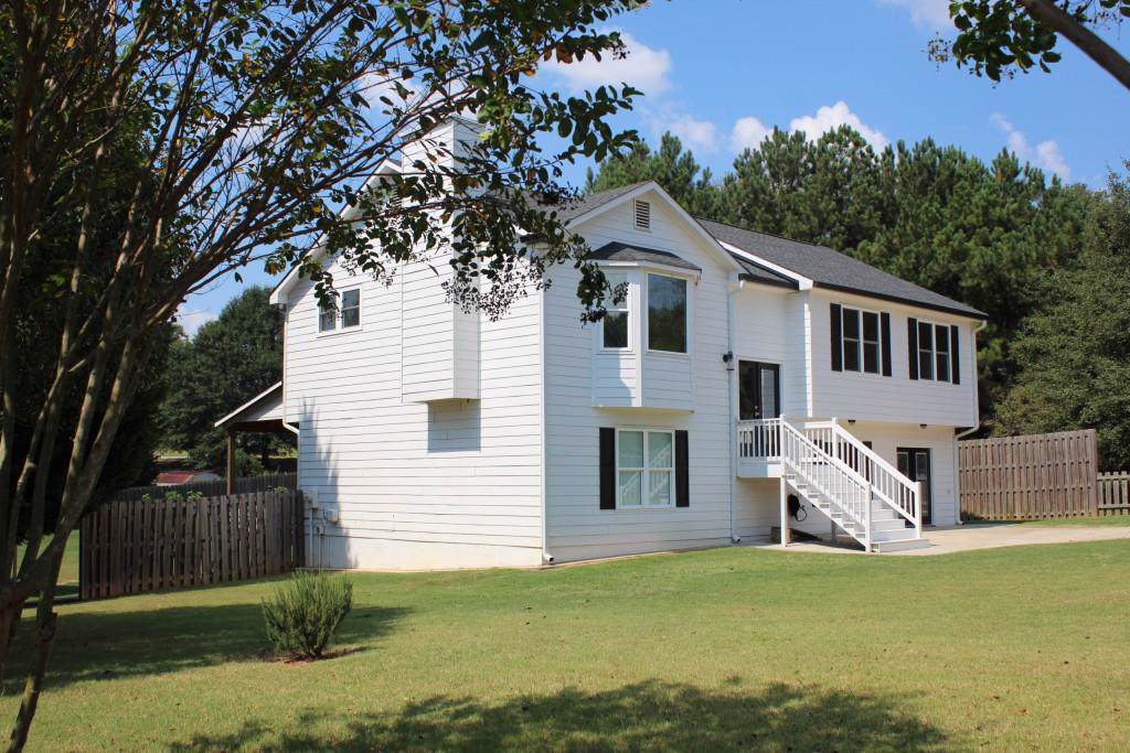 310 Caseys Court - Photo 1