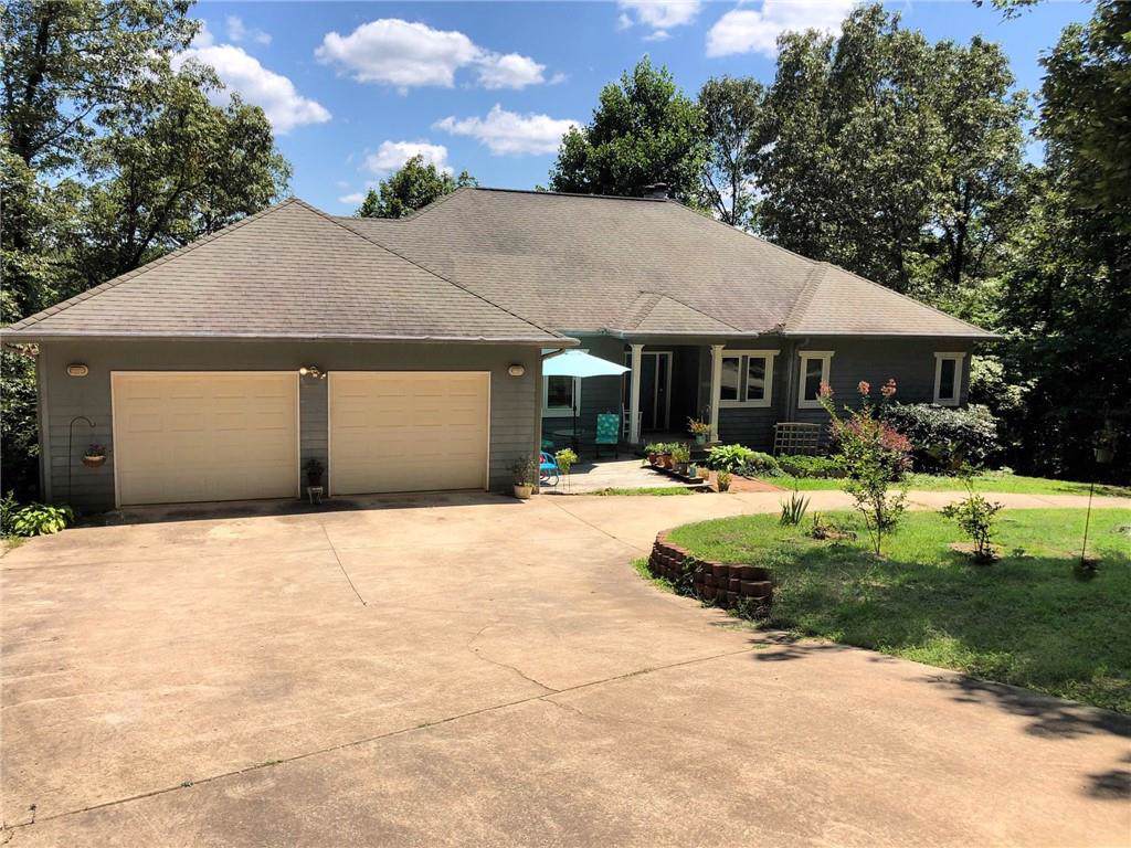 200 Ridgeview Road - Photo 1