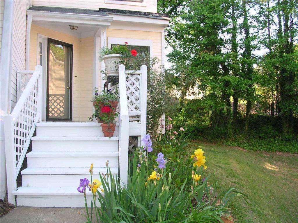 4262 Cabretta Drive - Photo 1