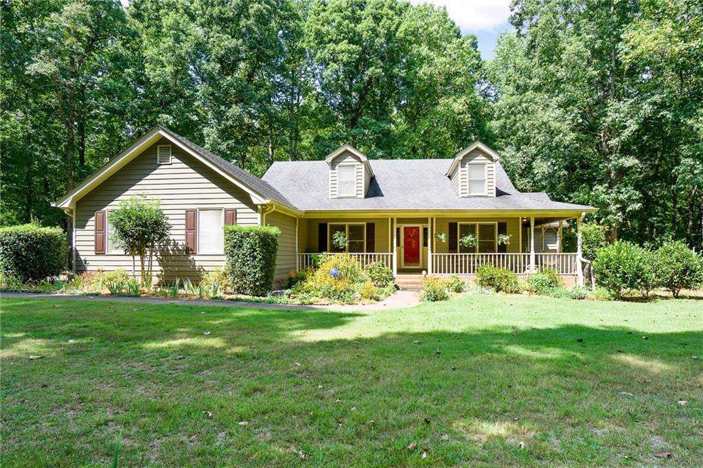 338 Williamsburg Circle - Photo 1