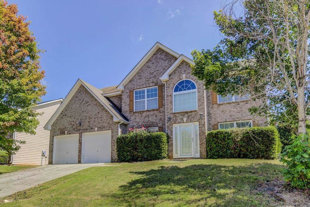 710 Buckingham Terrace - Photo 1