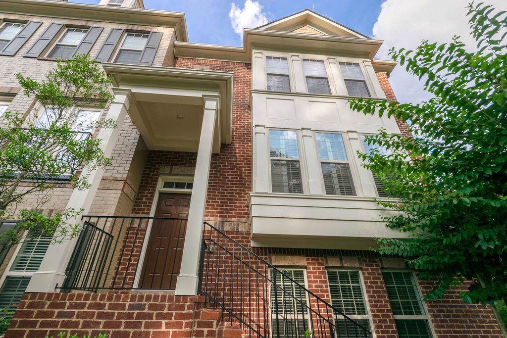 3260 Ferncliff Lane - Photo 1