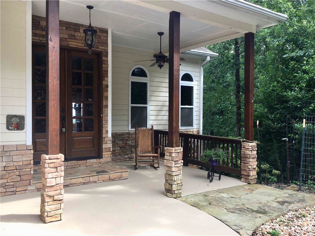 321 Chickasaw Drive - Photo 1