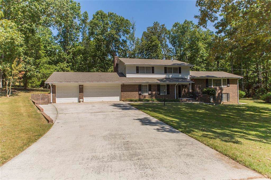 230 Fair Oaks Road - Photo 1