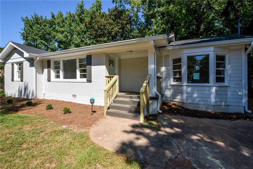 3024 Laguna Drive - Photo 1