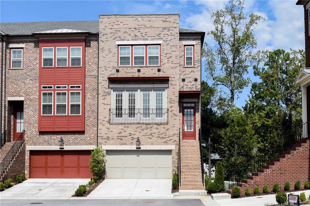 1152 Holly Avenue - Photo 1