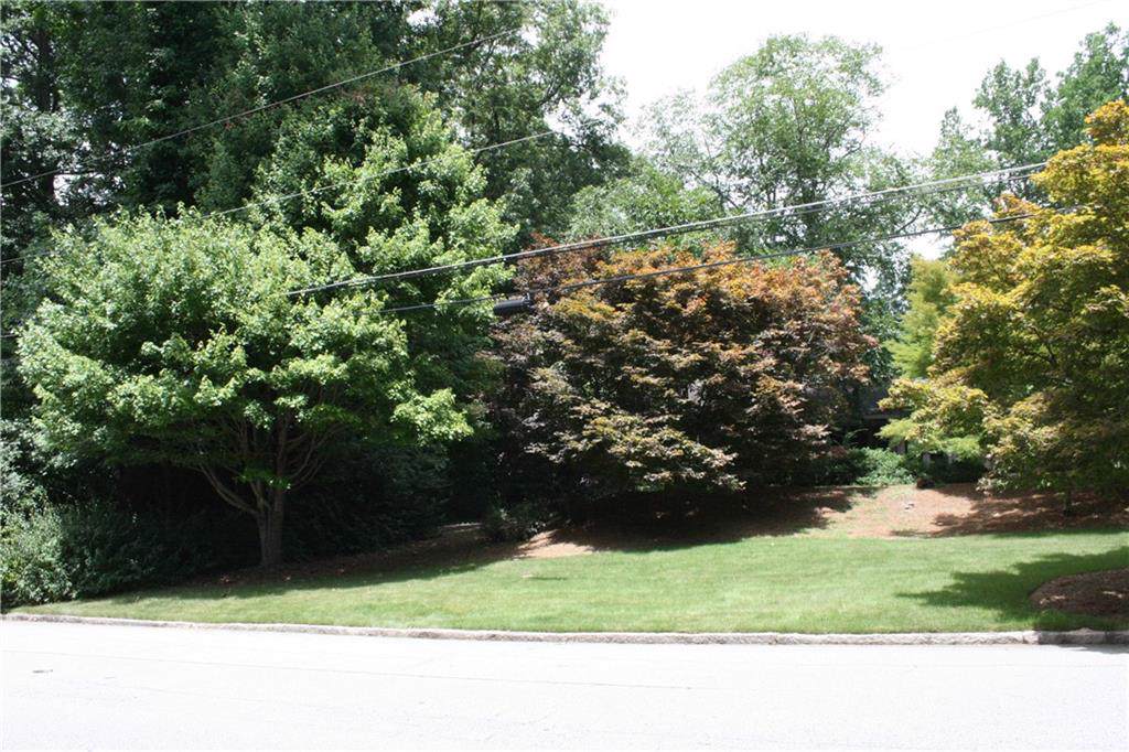 3 Wesley Parkway - Photo 1