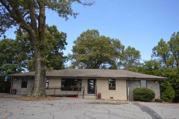 1004 S Peachtree Street - Photo 1