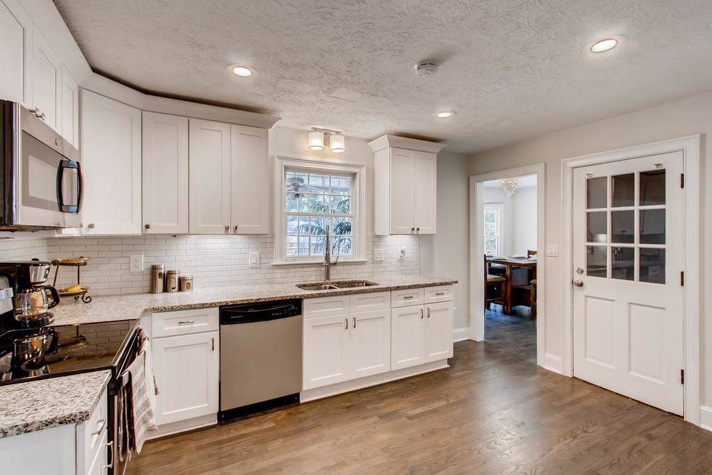 3475 Saxon Way - Photo 1