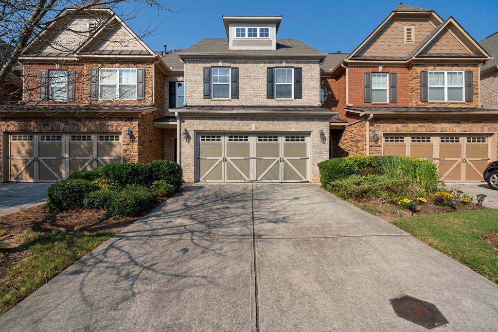 4910 Hastings Terrace - Photo 1