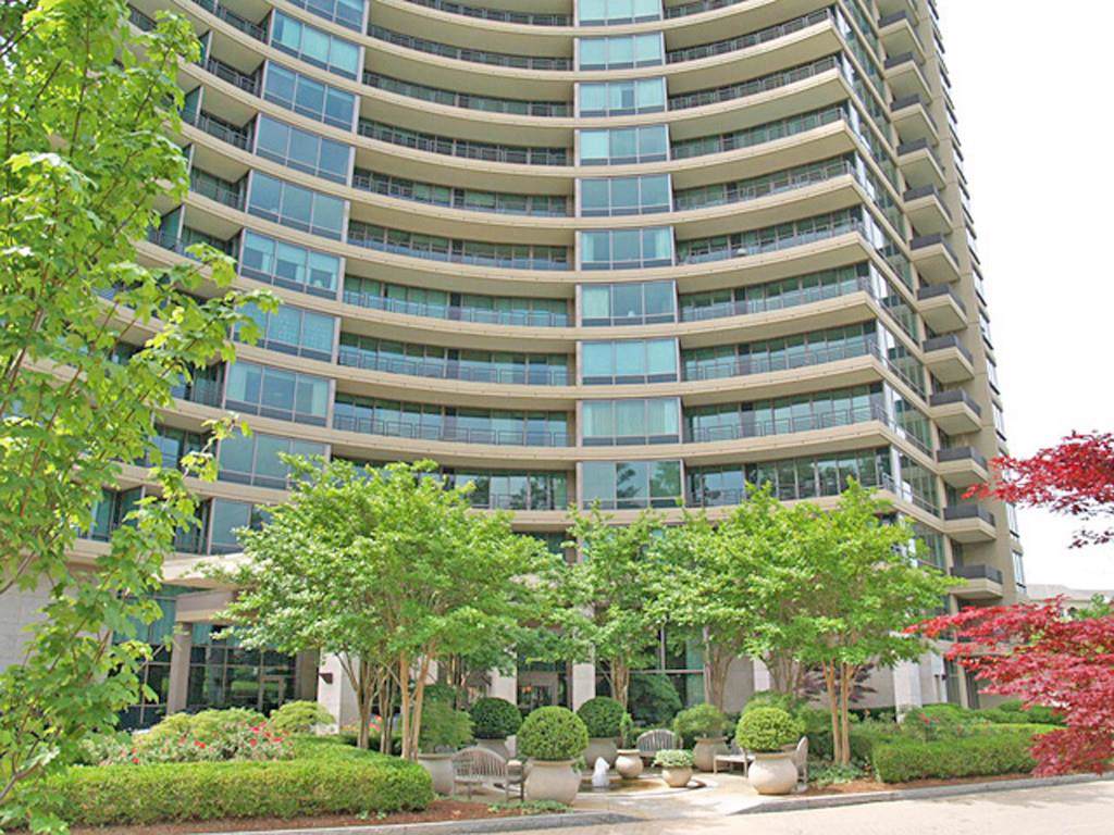 700 Park Regency Place - Photo 1