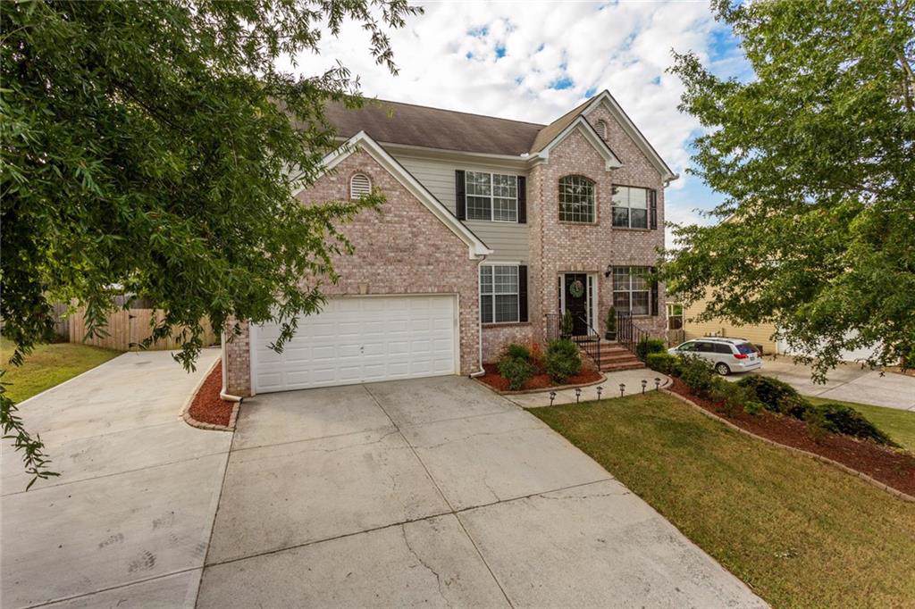 1072 Forest Creek Drive - Photo 1