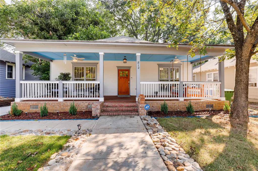 812 Peeples Street - Photo 1