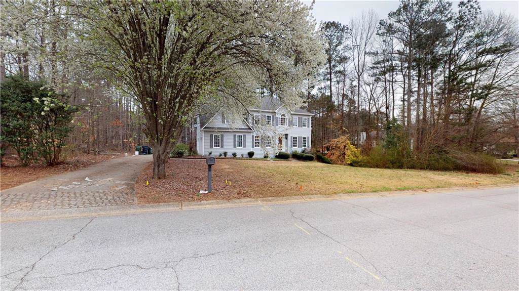 347 Lakeview Lane - Photo 1