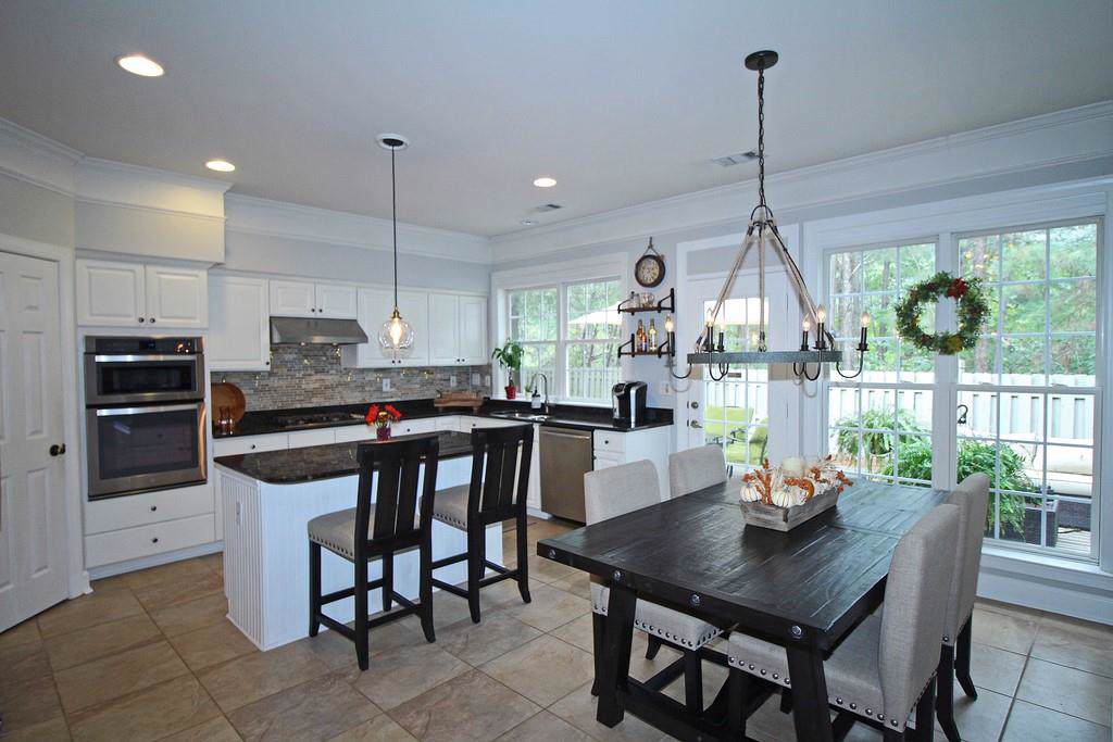 1230 Bickham Way - Photo 1